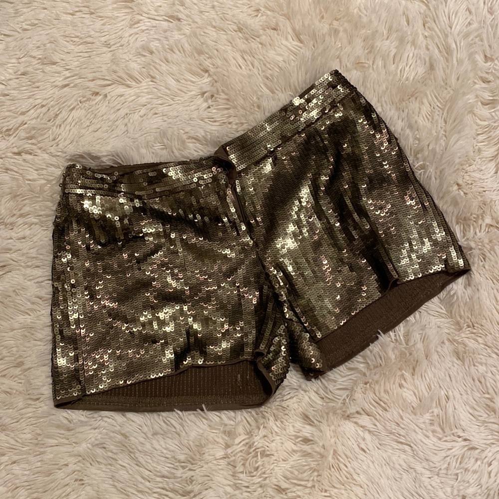 Super fun sequined shorts!!